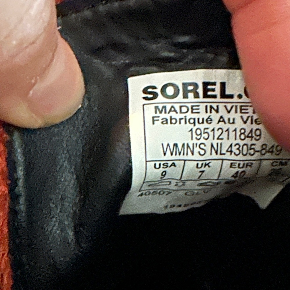 Sorel Brex Warp Red Black Waterproof Lace Up Bootie sz 9 - Picture 6 of 12